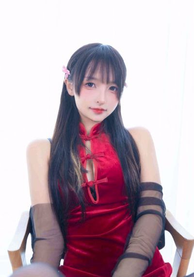 善良的秘书滋润2