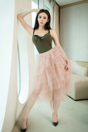 办公室里的女教师3