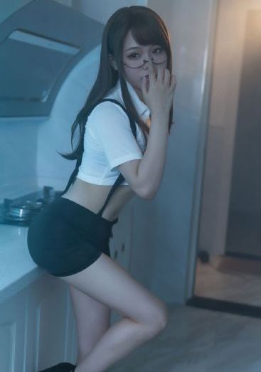 日本她在丈面前被耍了在线观看